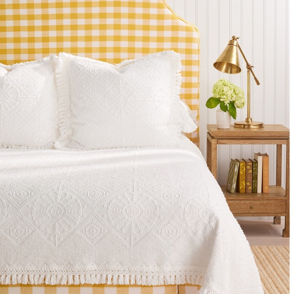 Serena and Lily Winslow Bedspread White sz Twin - Picture 1 of 9